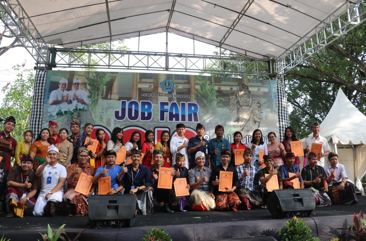JOB FAIR KOTA DENPASAR RESMI DIBUKA TERSEDIA 2.888 LOWONGAN KERJA