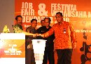 WALIKOTA BUKA JOB FAIR & FESTIVAL WIRAUSAHA MUDA